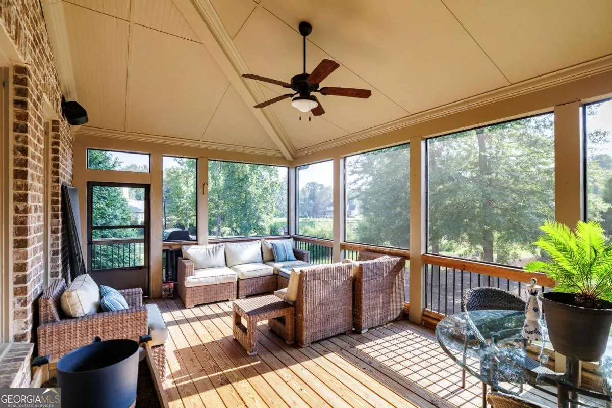 1190 Wareview Court