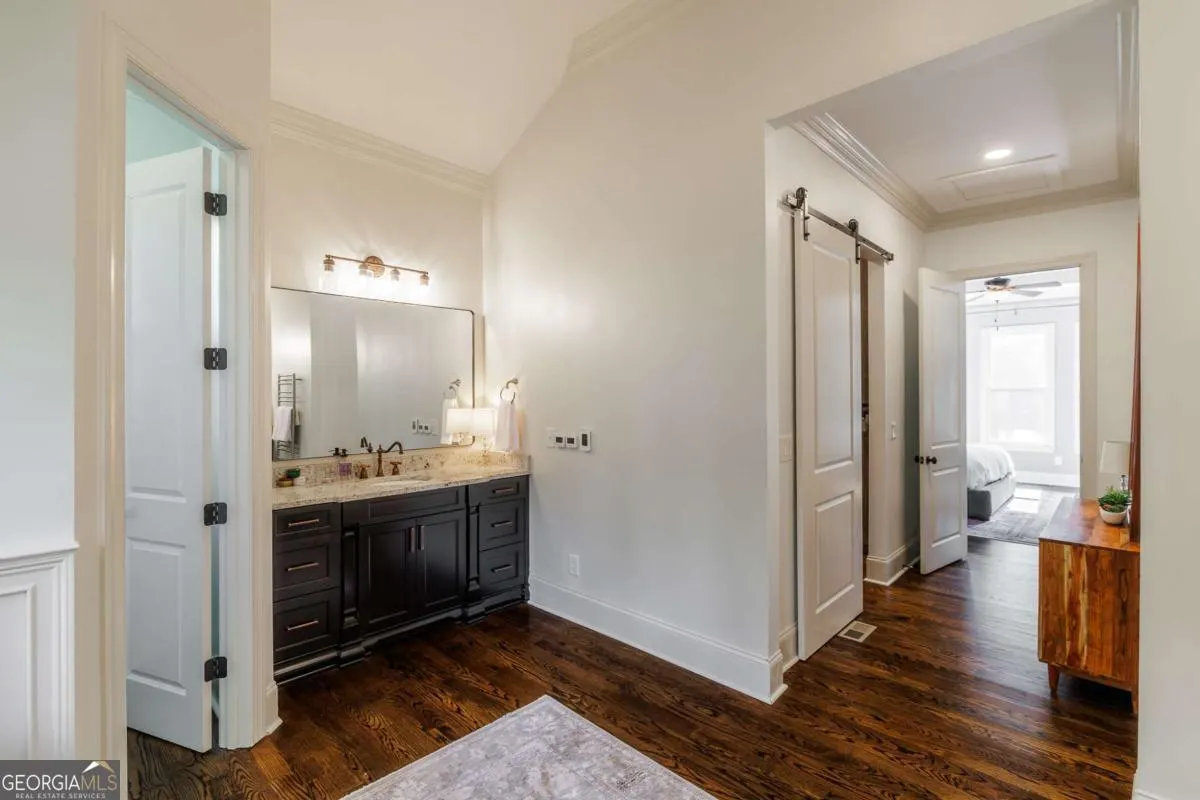1190 Wareview Court