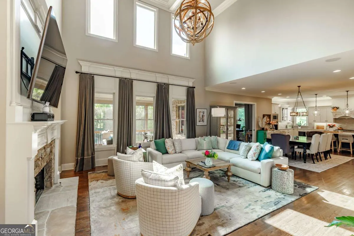 1190 Wareview Court