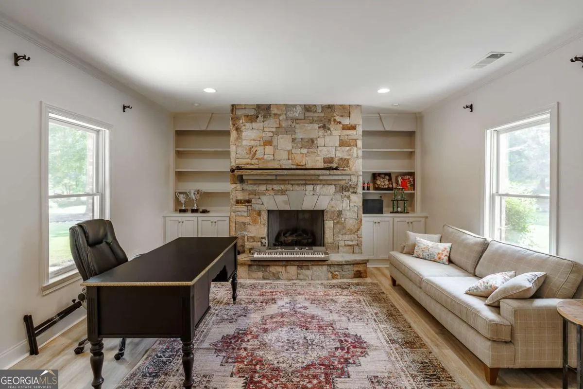 1190 Wareview Court