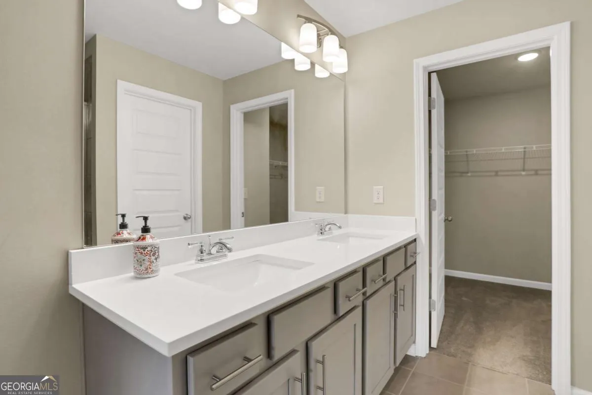 4364 Sunny Oak Lane