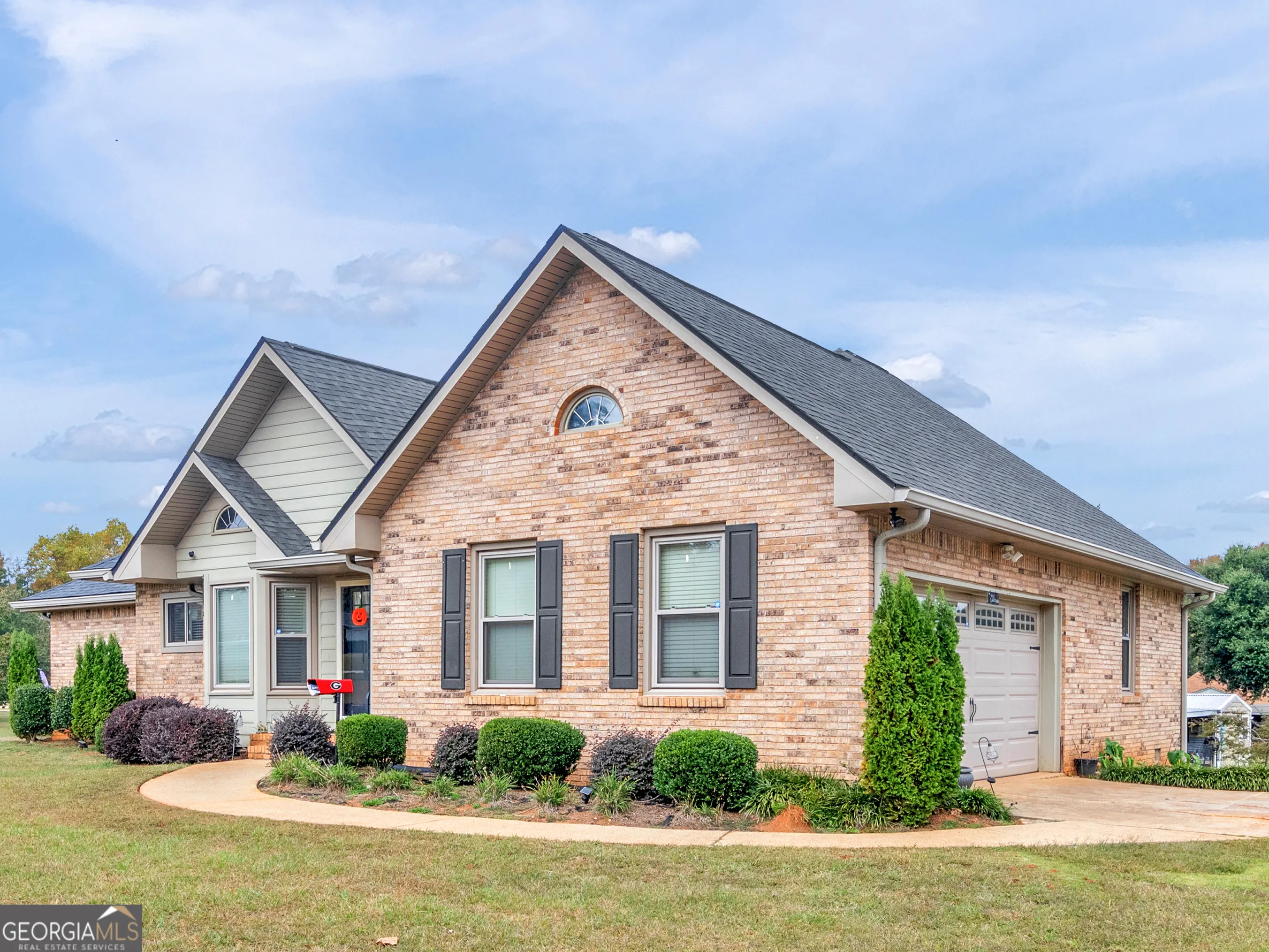 1449 Highway 81 E