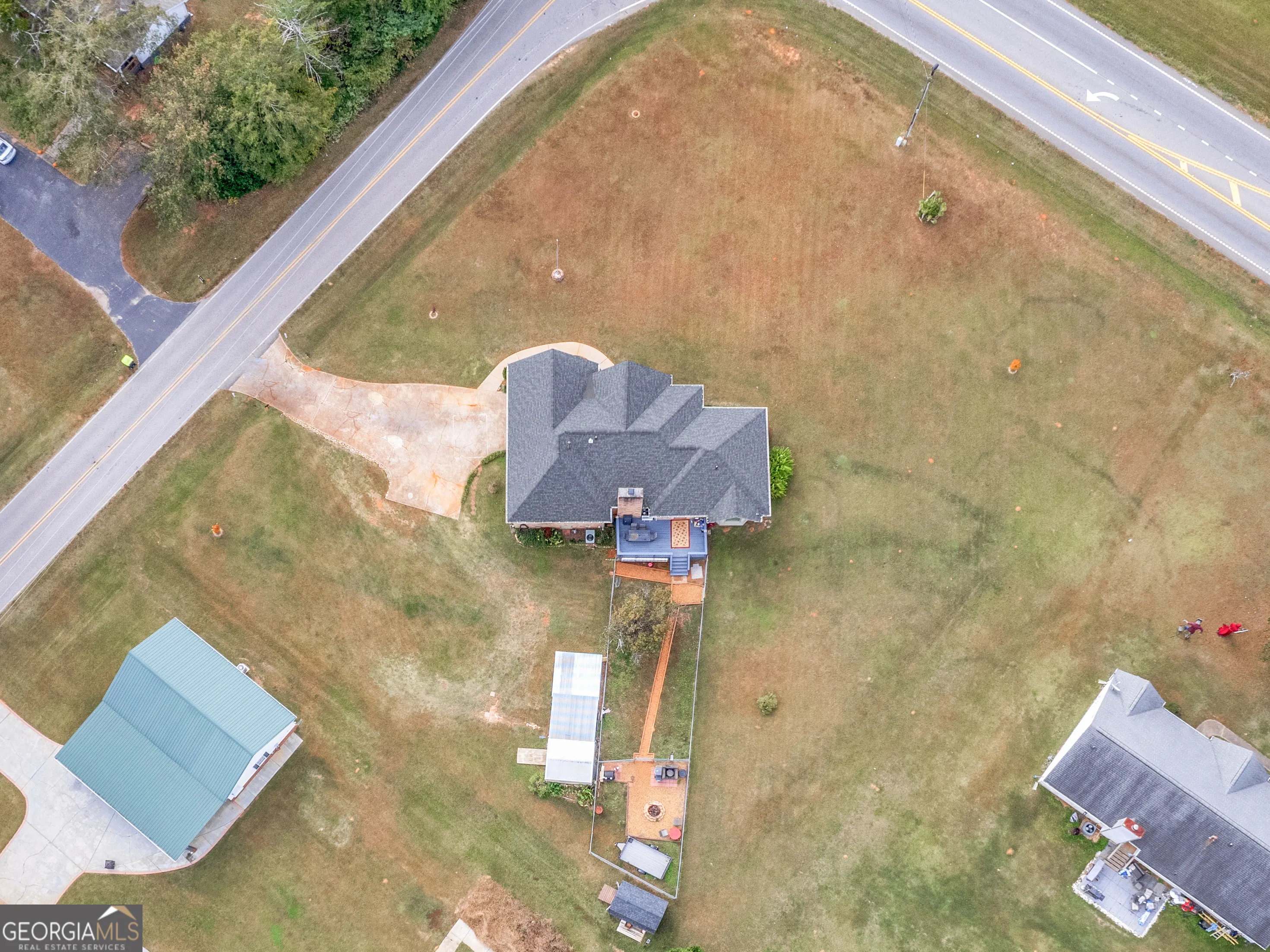 1449 Highway 81 E