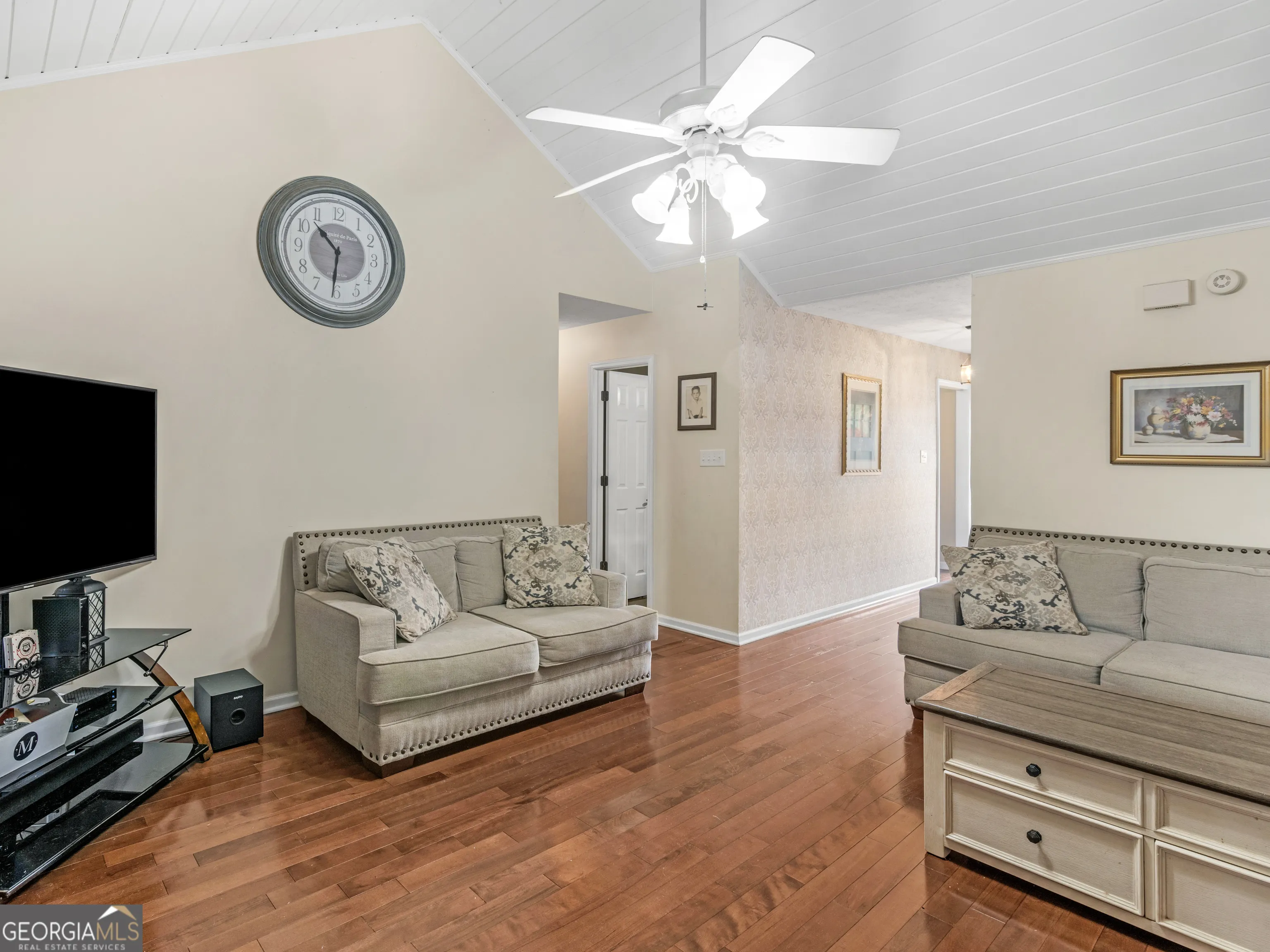 1449 Highway 81 E