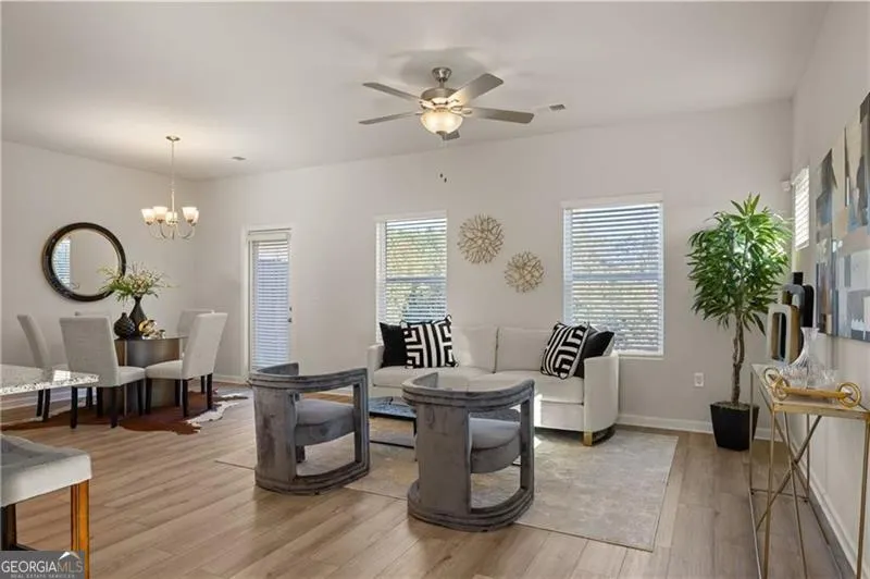 8 228 Epping, #8
