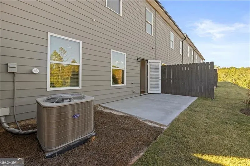 8 228 Epping, #8