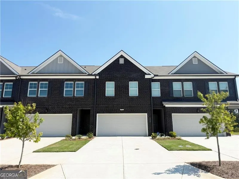 8 228 Epping, #8