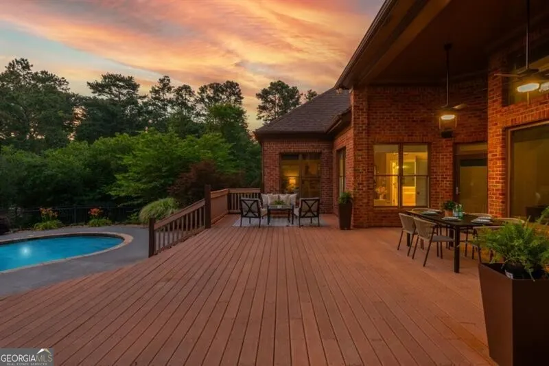 3505 Watson Road