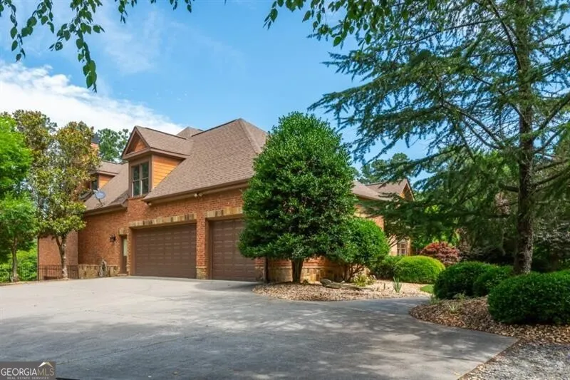 3505 Watson Road