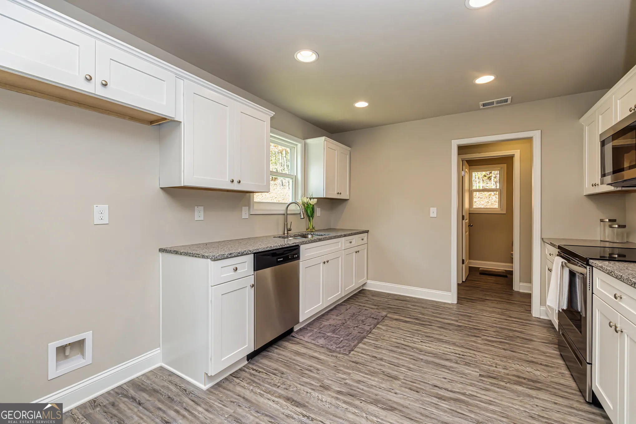 107 Pearls Way