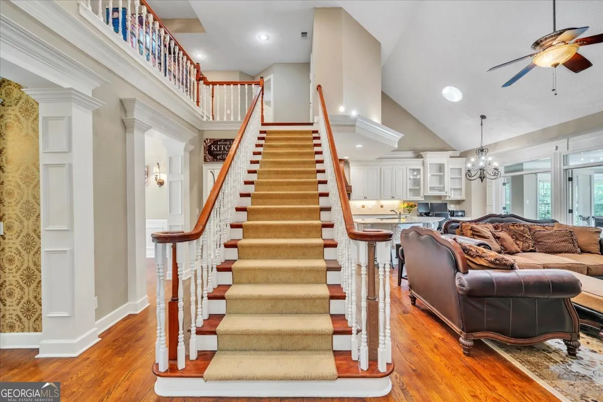 304 Stathams Way