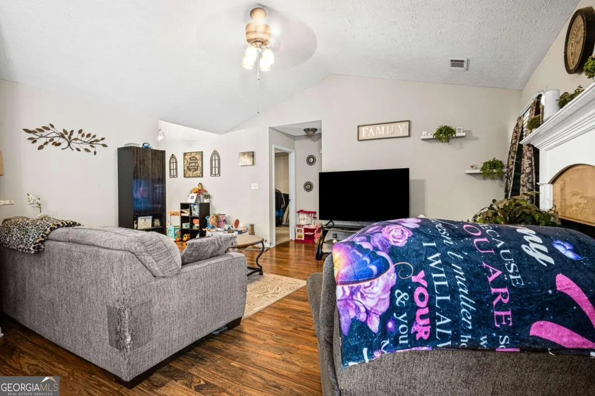 127 Oakmont Drive