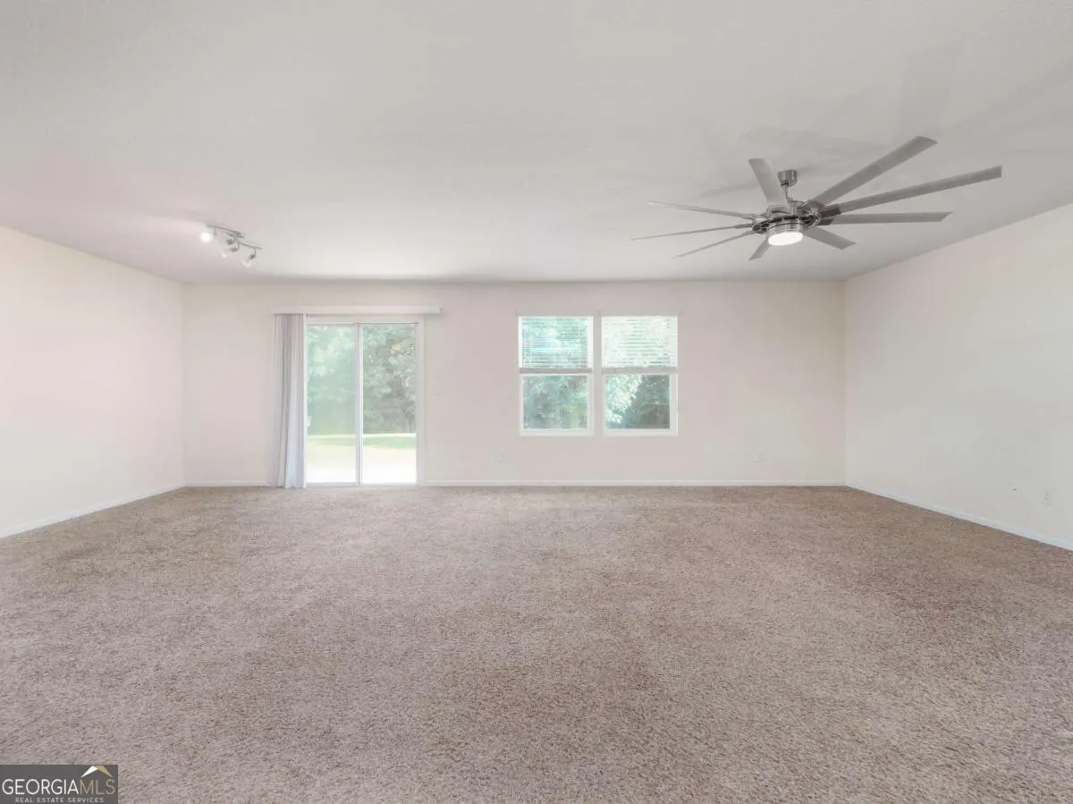 212 Brooklet Circle
