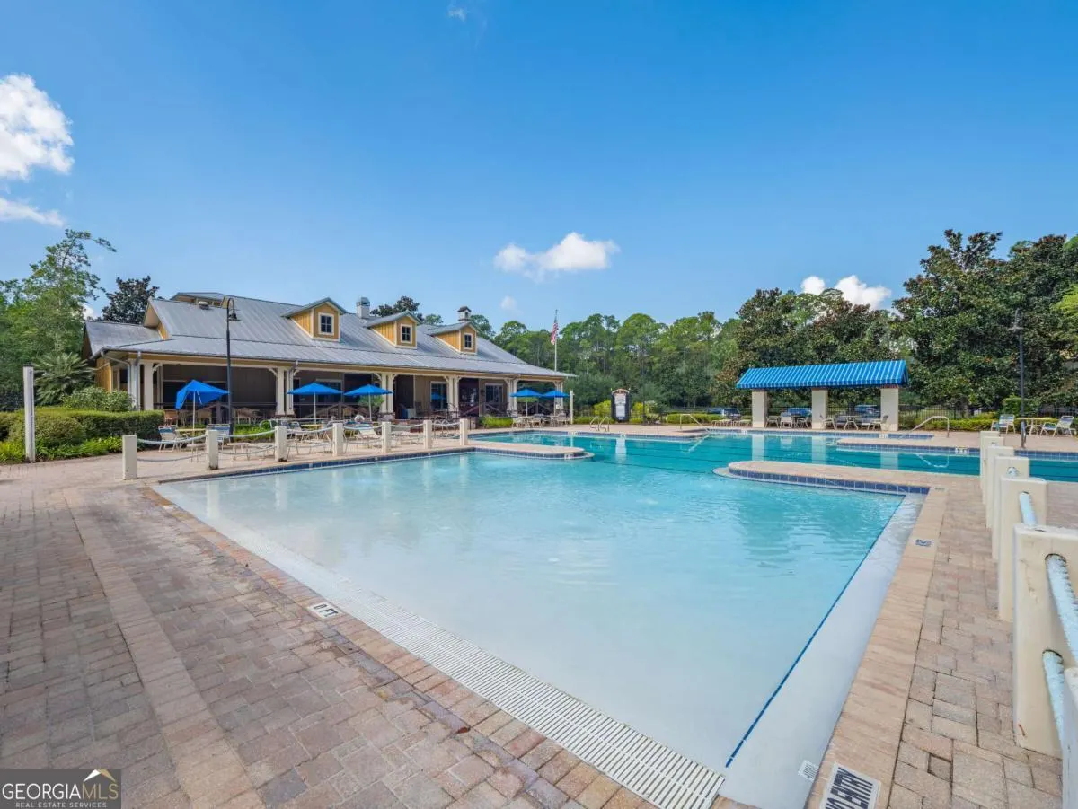 212 Brooklet Circle
