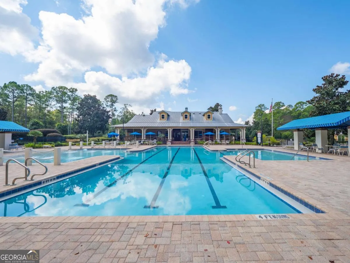 212 Brooklet Circle