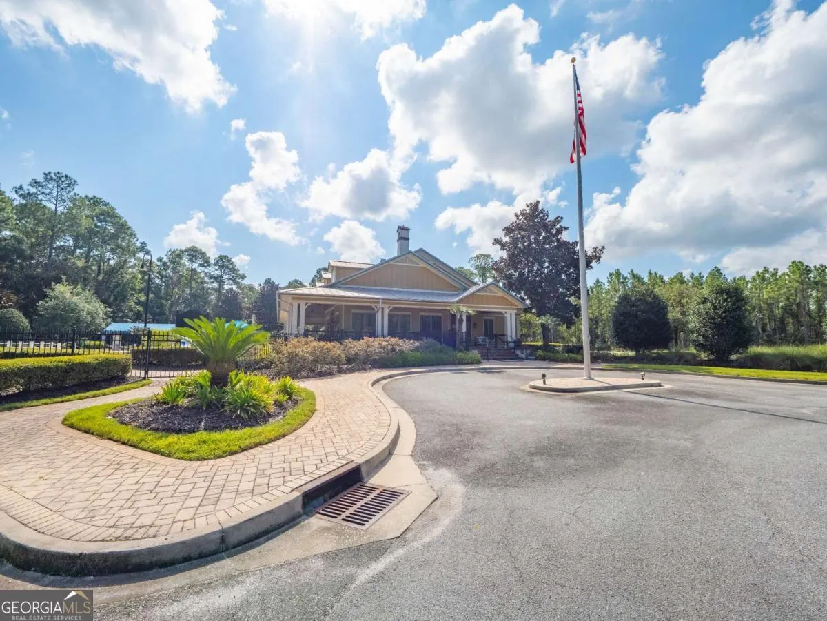 212 Brooklet Circle
