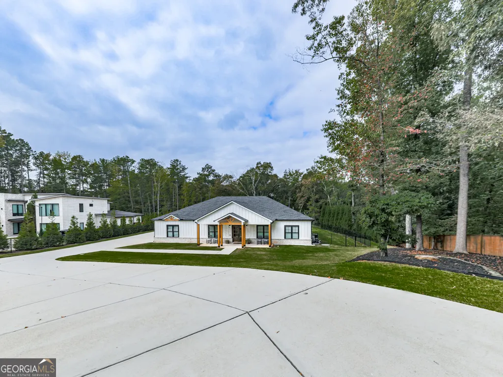 2599 Acworth Due West Road NW