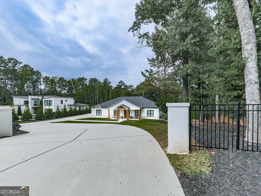 2599 Acworth Due West Road NW