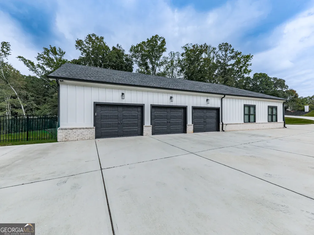 2599 Acworth Due West Road NW