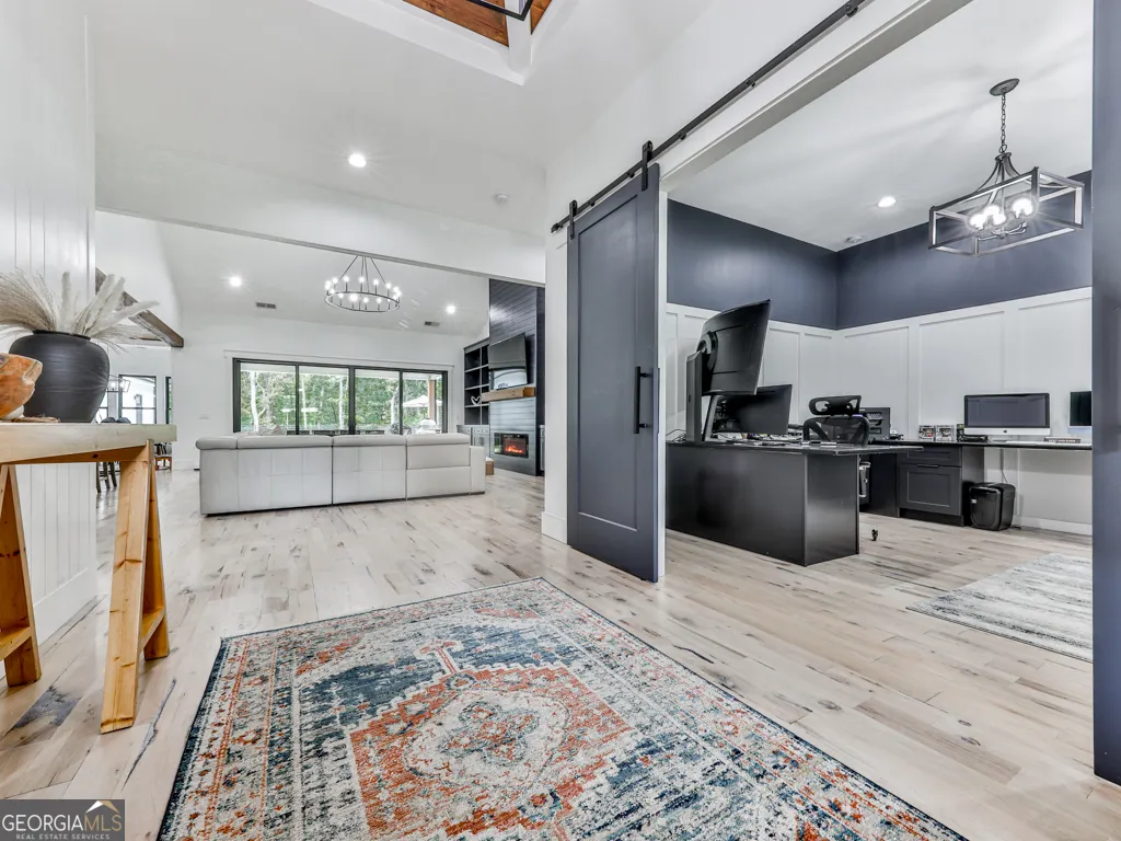 2599 Acworth Due West Road NW