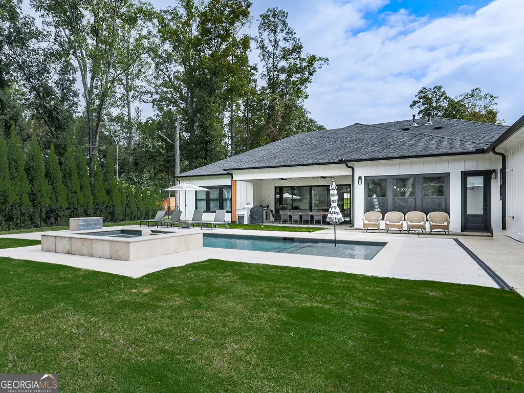 2599 Acworth Due West Road NW