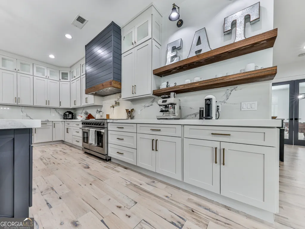 2599 Acworth Due West Road NW