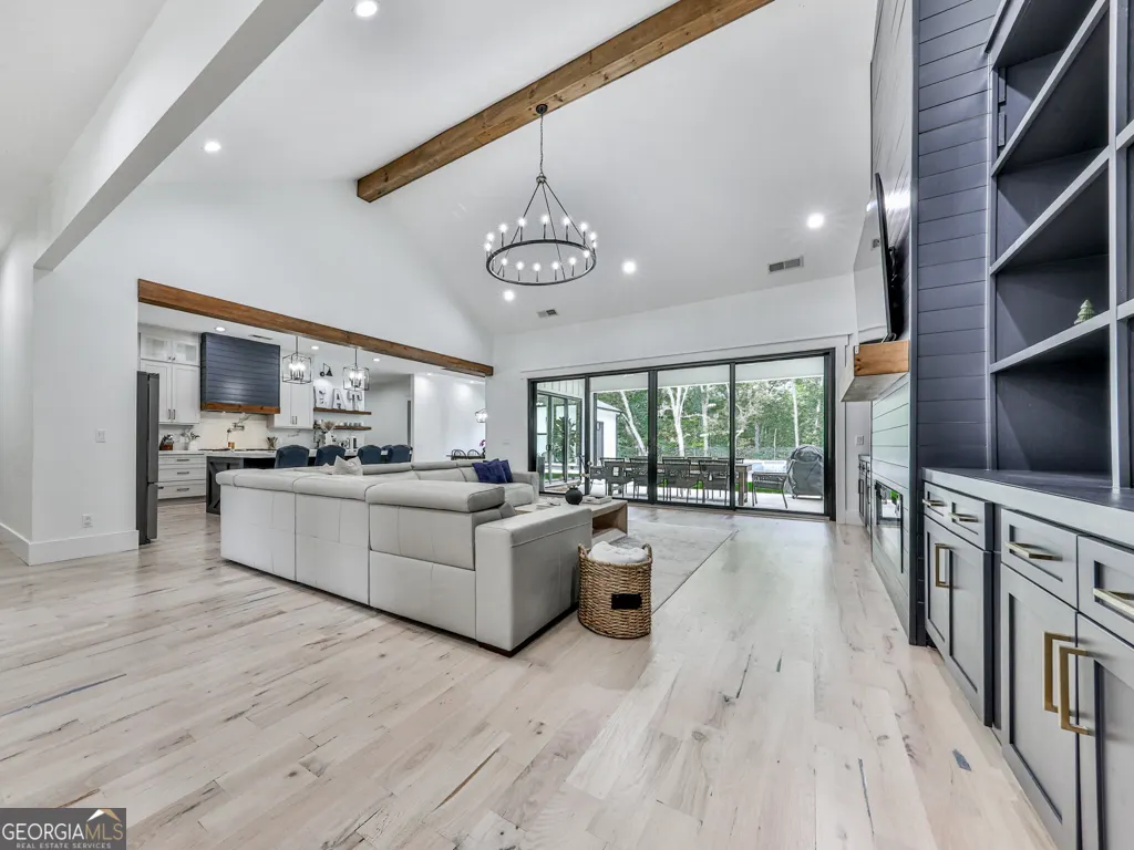 2599 Acworth Due West Road NW