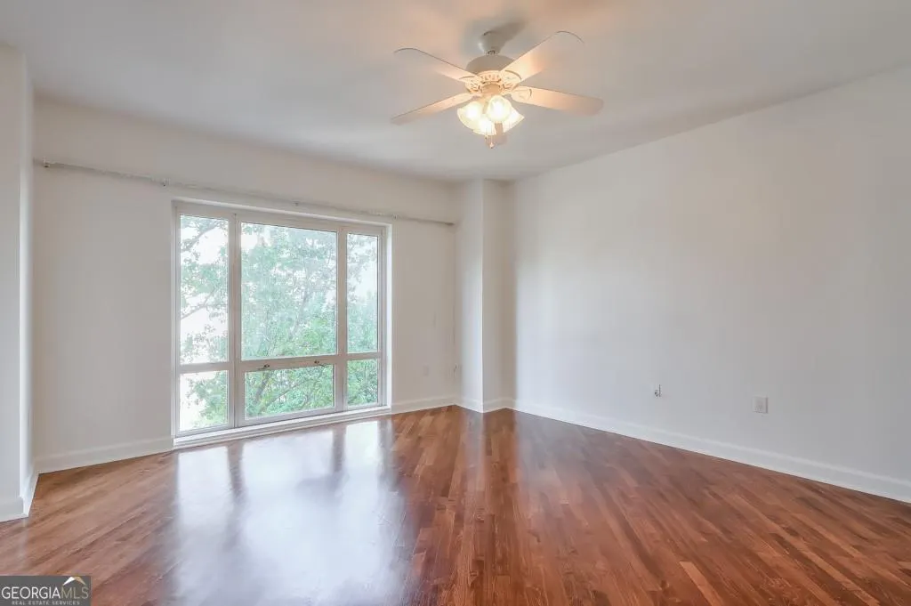 530 3475 Oak Valley Road NE, #530
