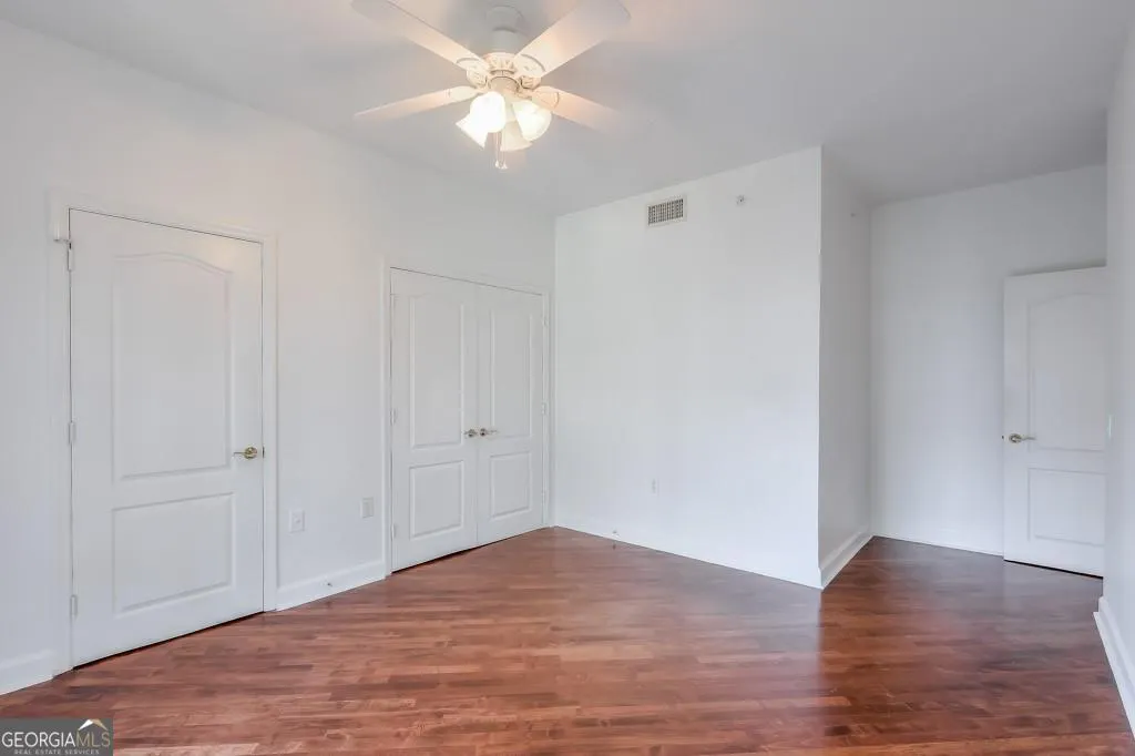 530 3475 Oak Valley Road NE, #530