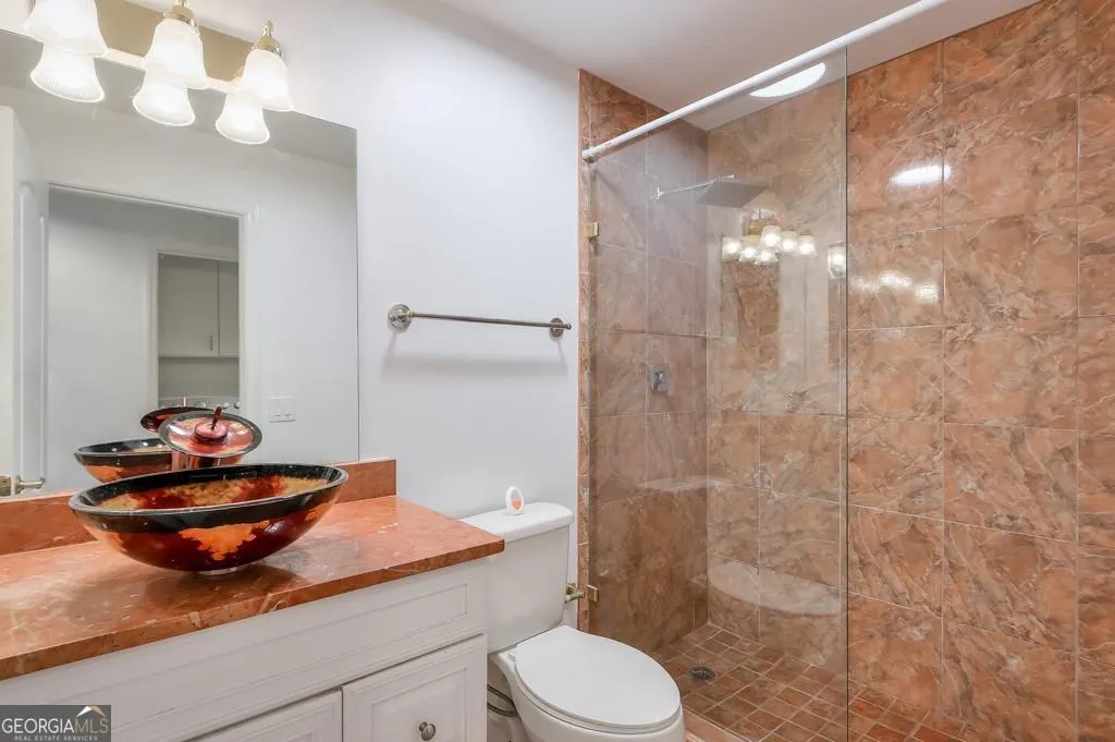 530 3475 Oak Valley Road NE, #530