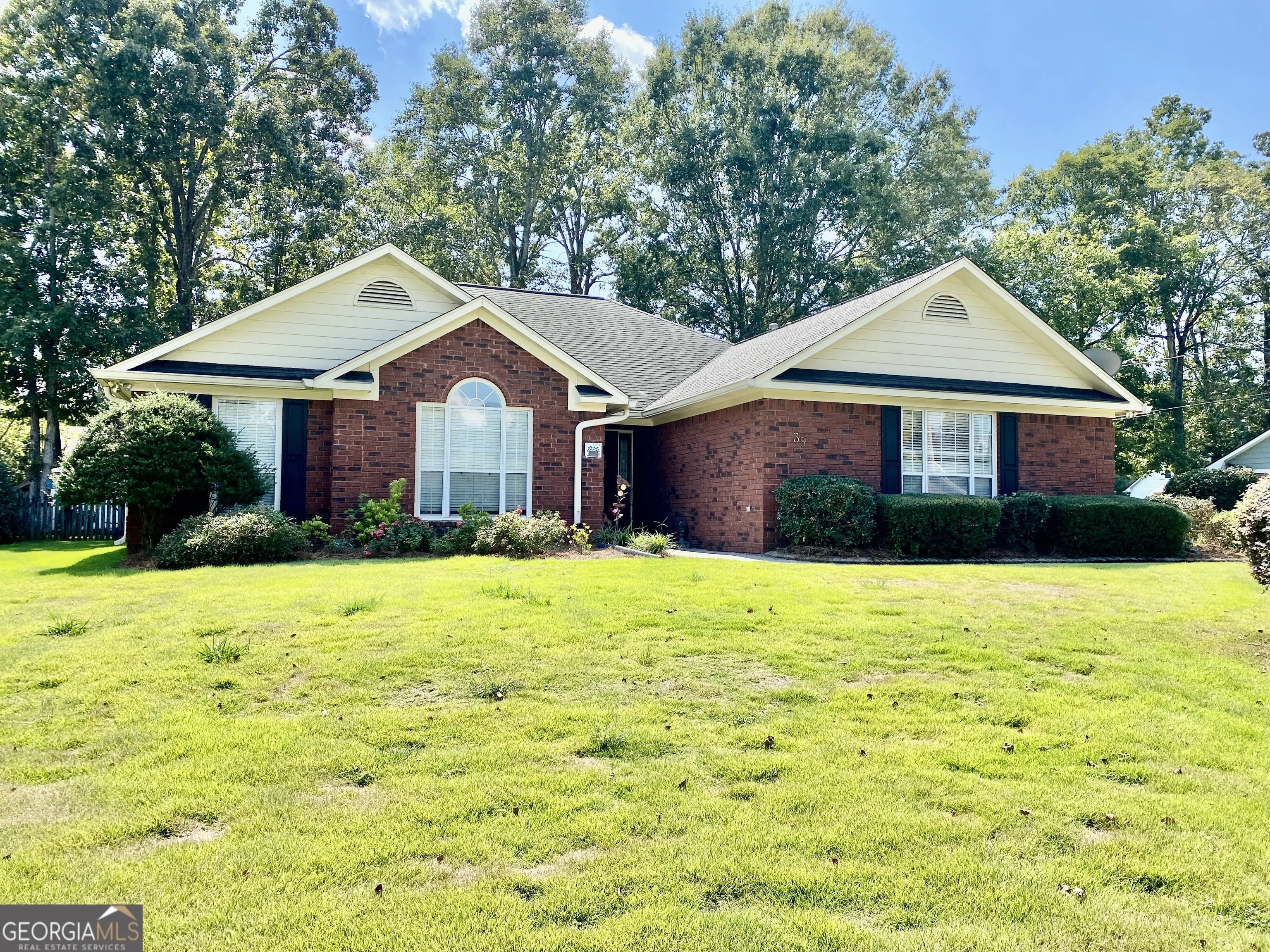 38 Boulder Drive NW