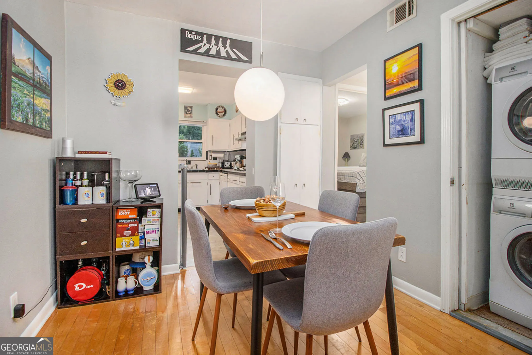 4 1240 Woodland Avenue NE, #4