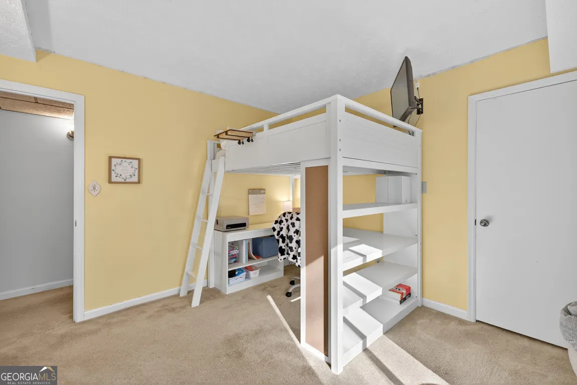 1190 Brookside Drive NE