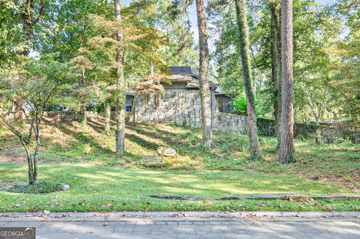 1190 Brookside Drive NE