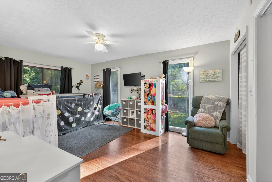 1190 Brookside Drive NE