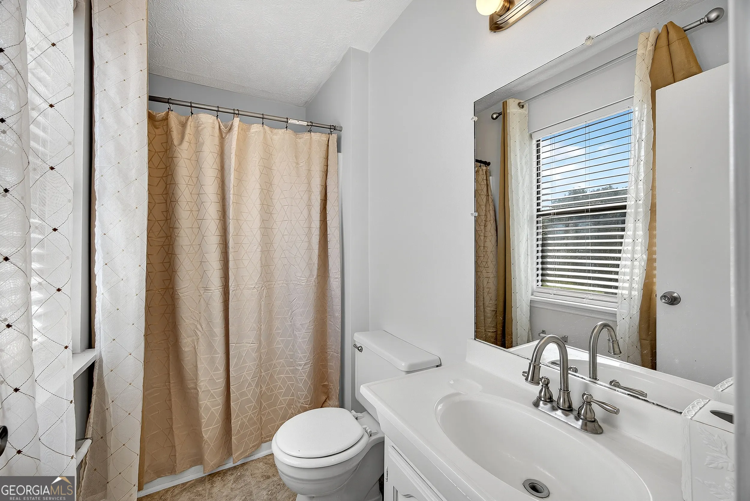 6139 Katherine Road