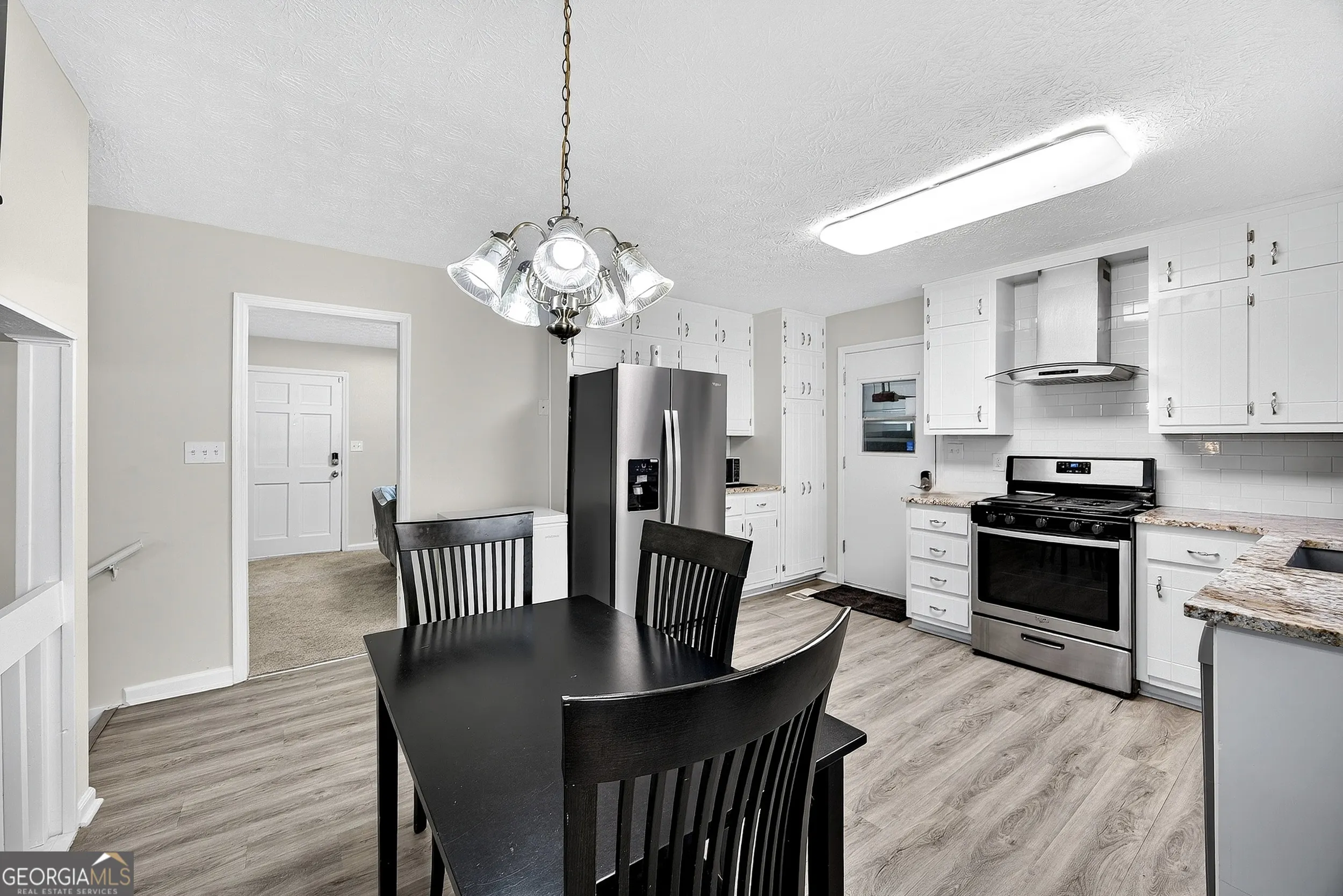 6139 Katherine Road