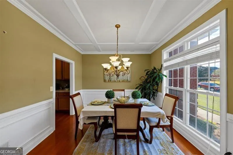 2052 EVERGREEN Drive