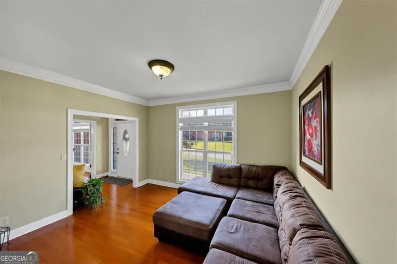 2052 EVERGREEN Drive