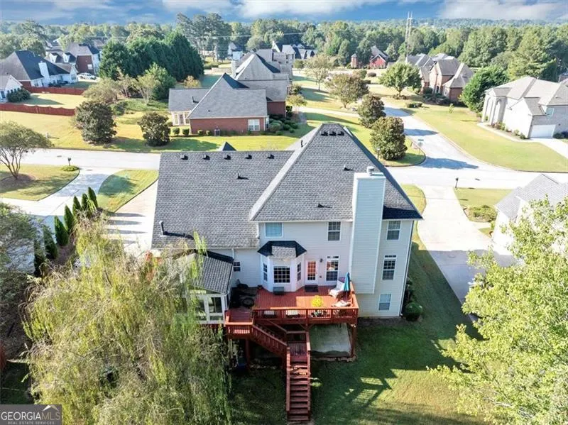 2052 EVERGREEN Drive