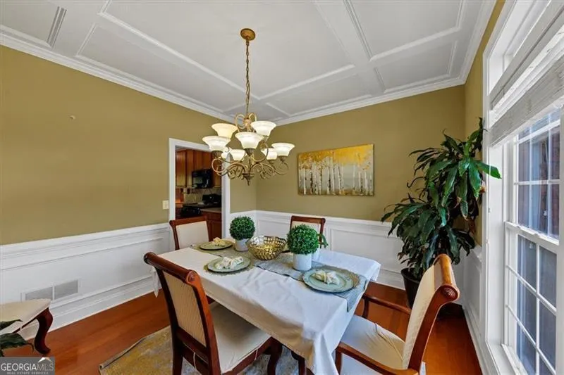 2052 EVERGREEN Drive