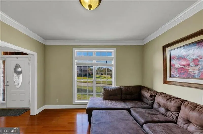 2052 EVERGREEN Drive