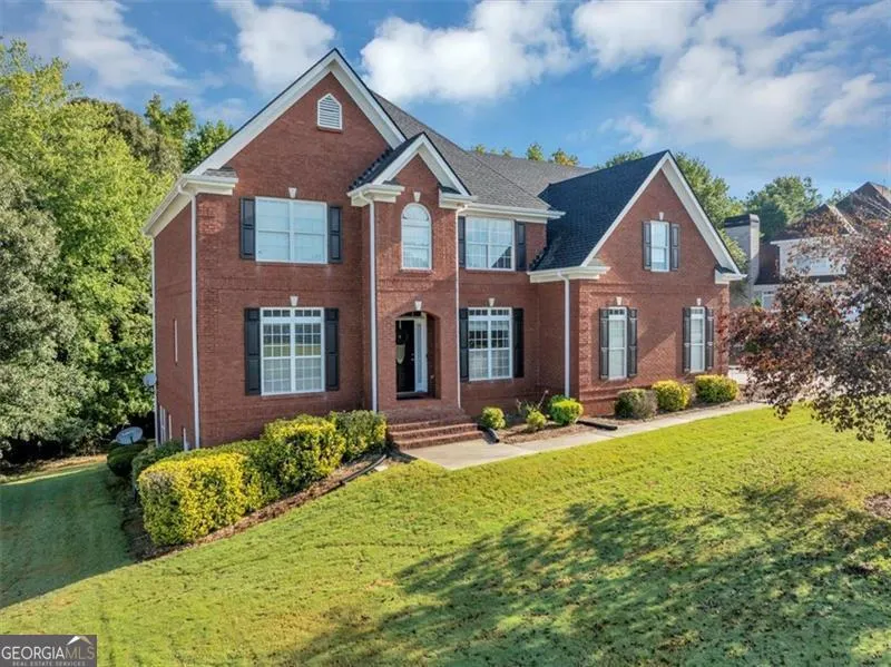 2052 EVERGREEN Drive