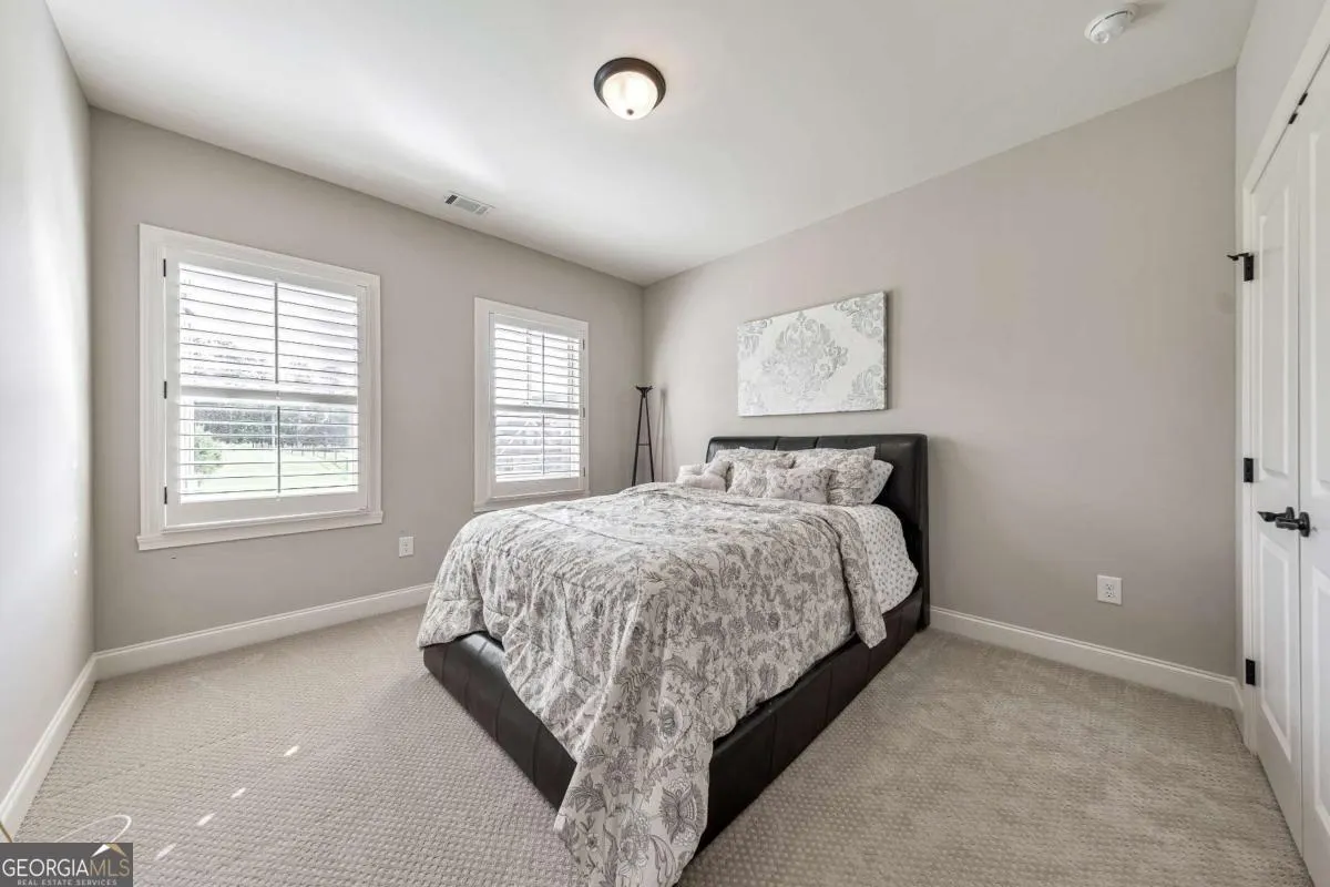 2423 Rosapenna Lane NW