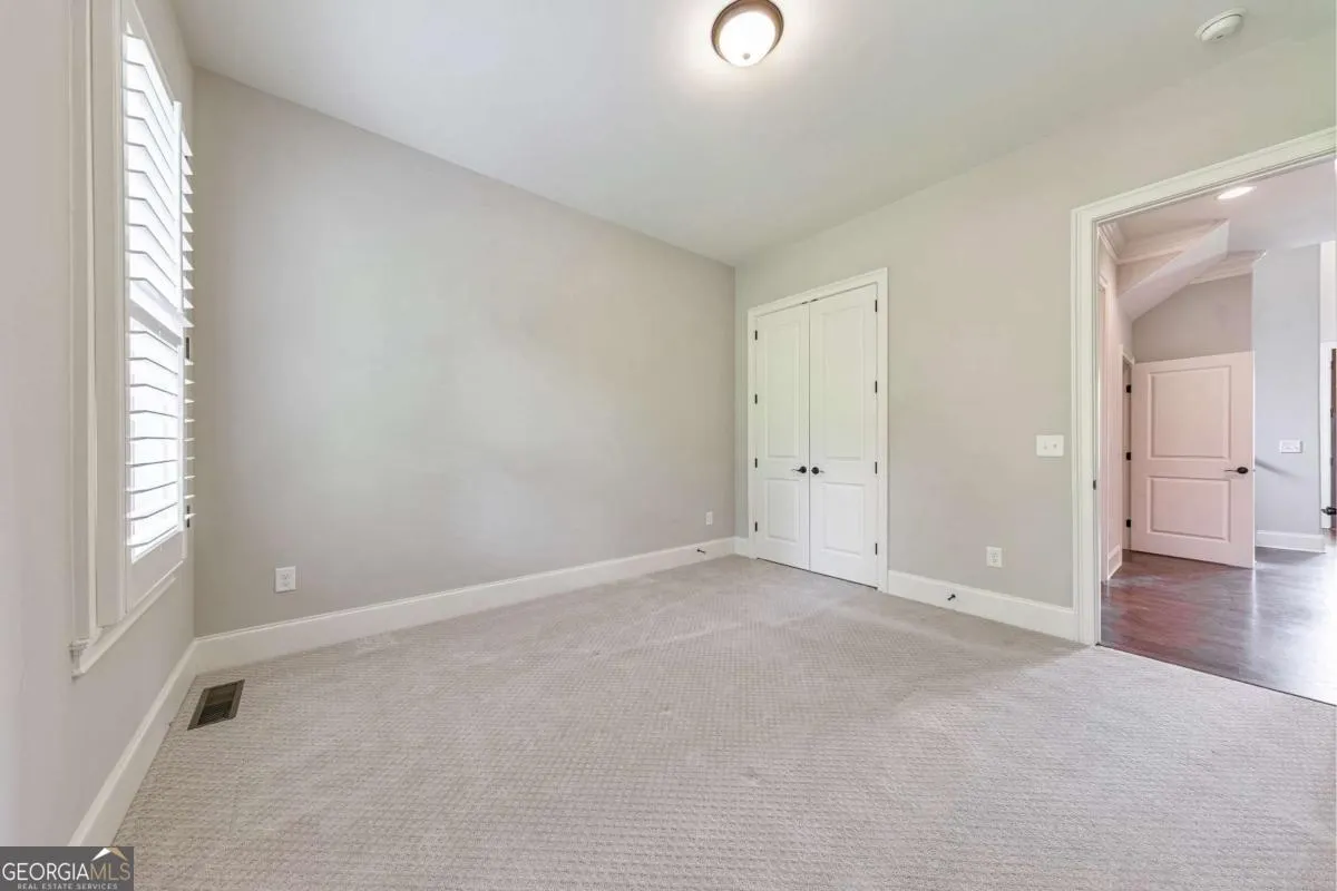 2423 Rosapenna Lane NW