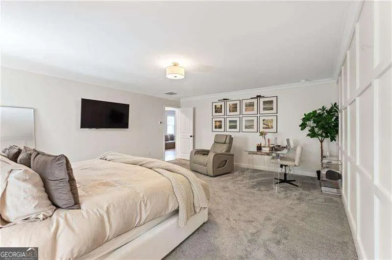3672 Silvery Way