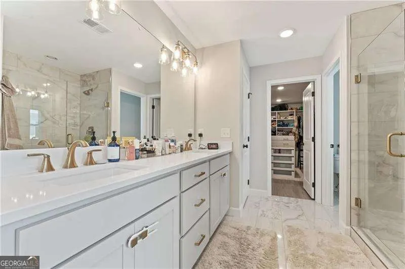 3672 Silvery Way