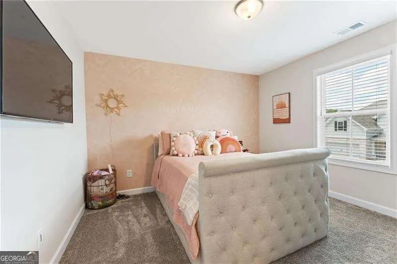 3672 Silvery Way