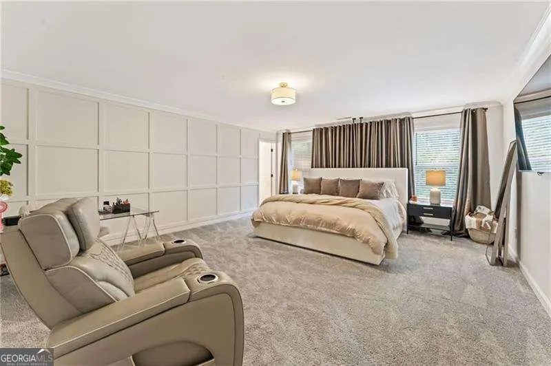 3672 Silvery Way