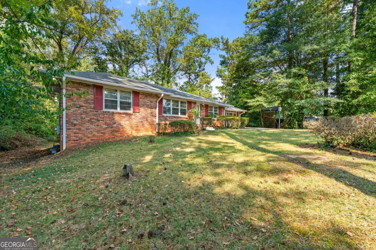 3457 Spreading Oak Drive SW